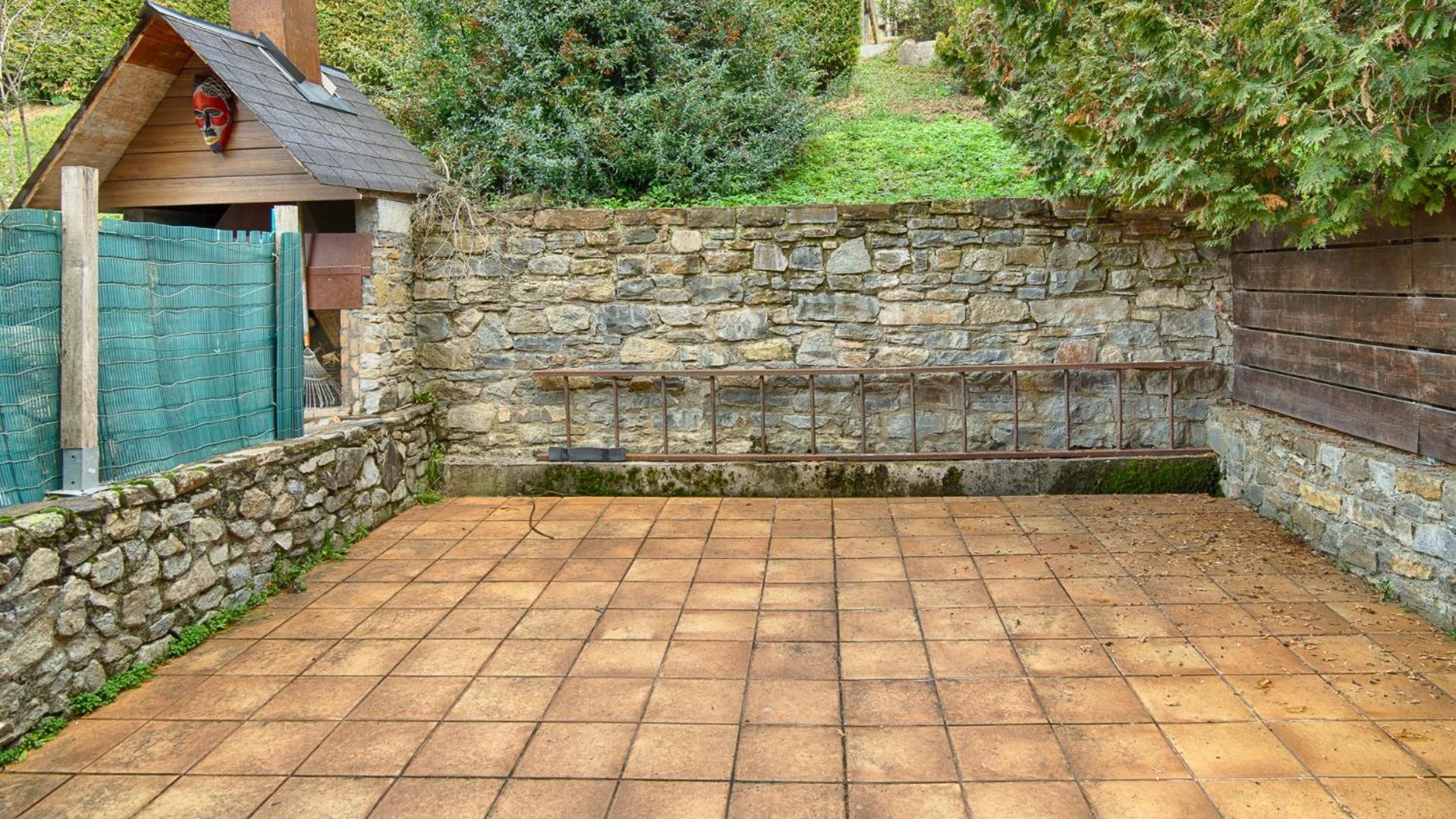 Saplan Real Estate Pensaueth Villa Salardu Exterior photo